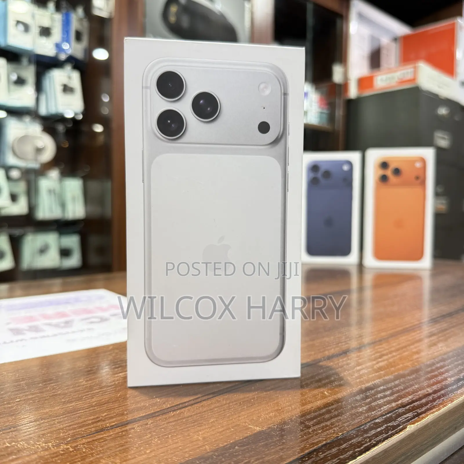 New Apple iPhone 17 Pro Max 1 TB Silver
