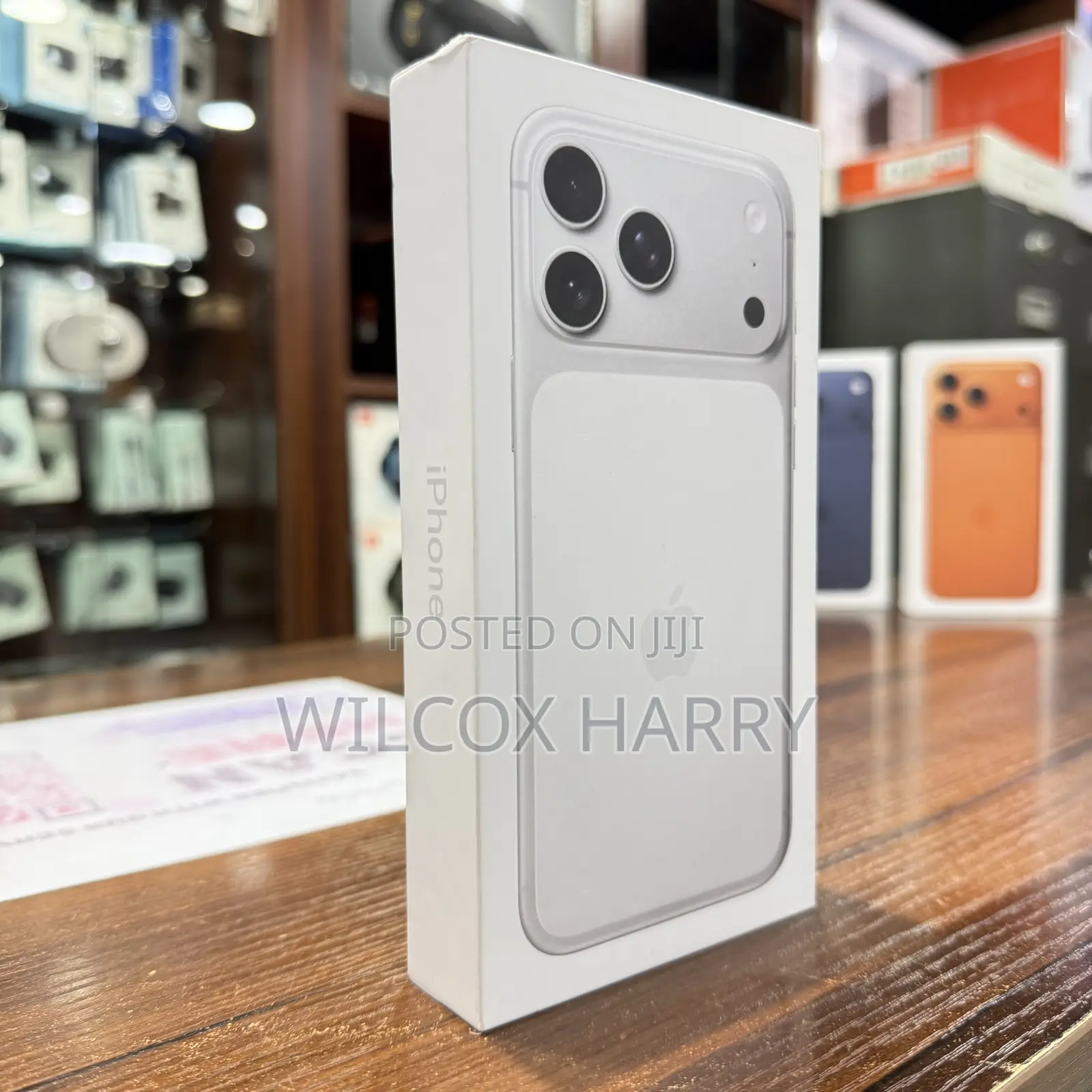 New Apple iPhone 17 Pro Max 1 TB Silver
