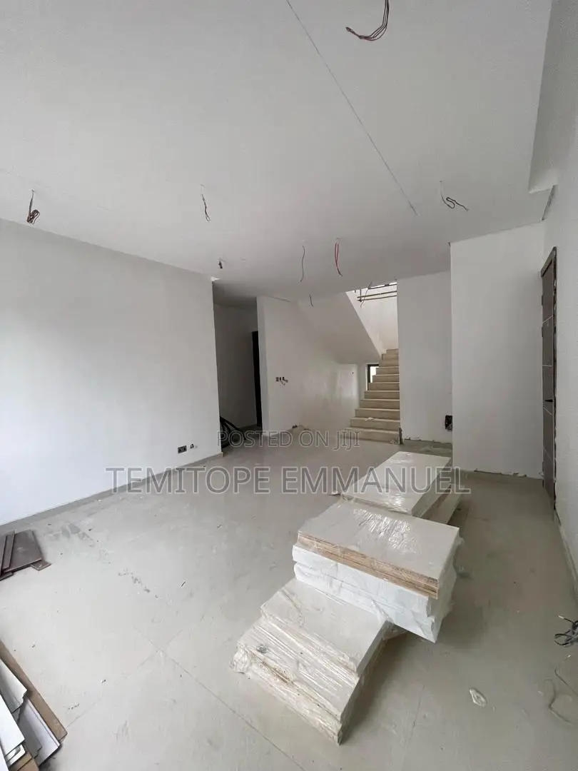 Furnished 6bdrm Duplex in Old Ikoyi for sale