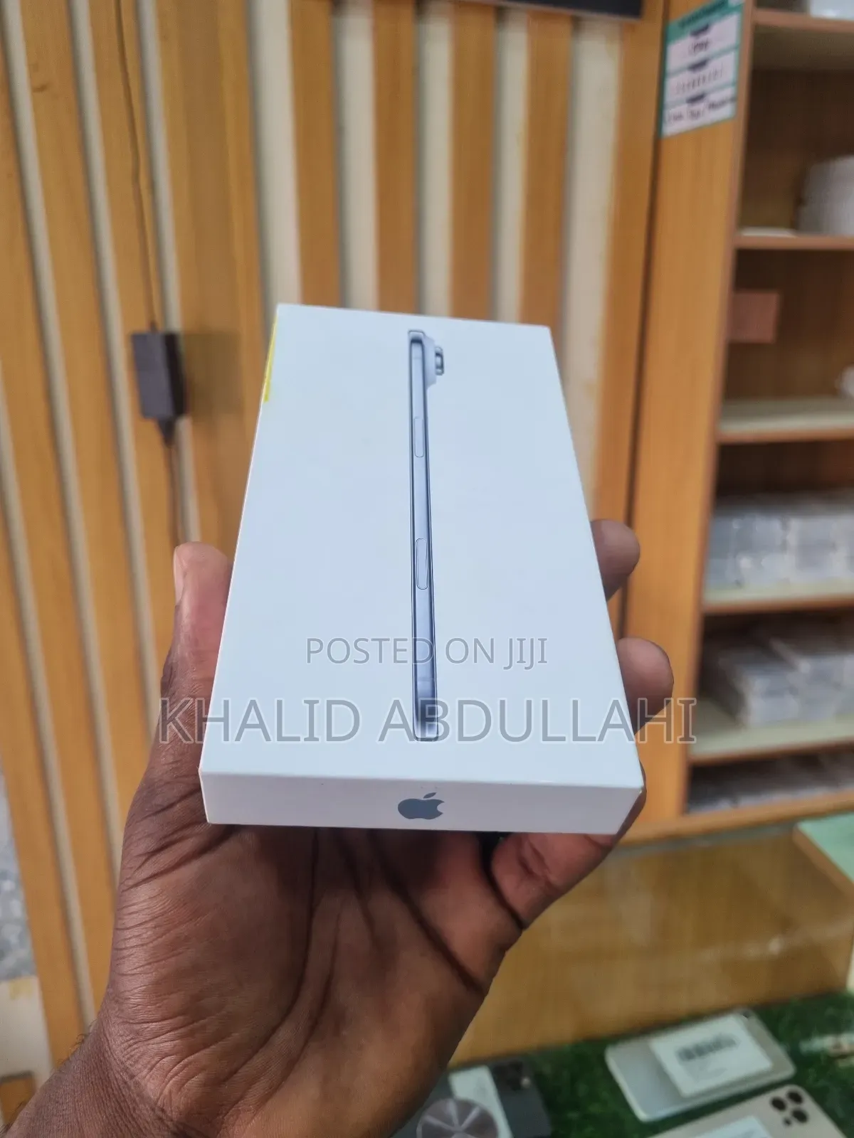 New Apple iPhone 17 256 GB Blue