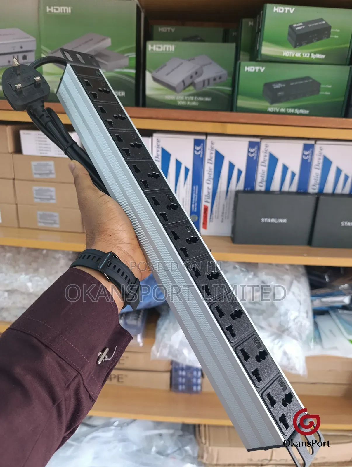 Pdu 10-Way Rackmount – Power Distribution Unit, 10 Outlets, 1u /16-Amp