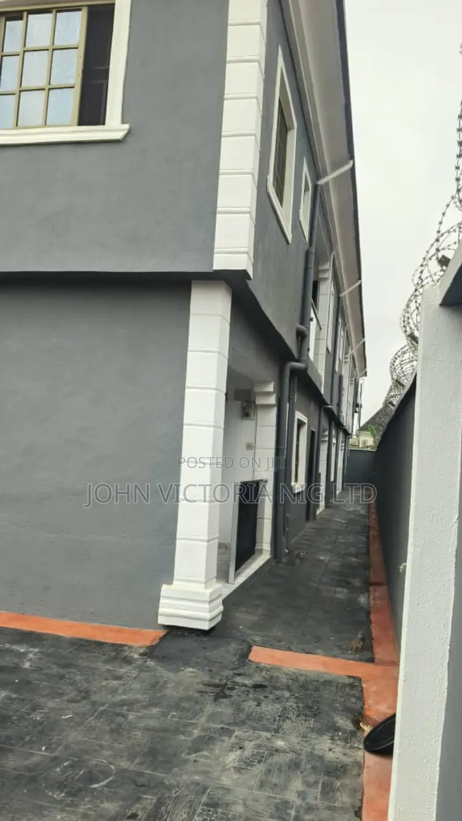 20bdrm Block of Flats in Jenson Supper Market, Ikotun/Igando for sale