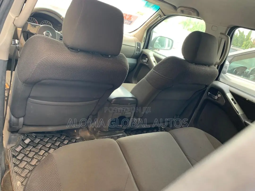 Nissan Pathfinder 2007 Silver