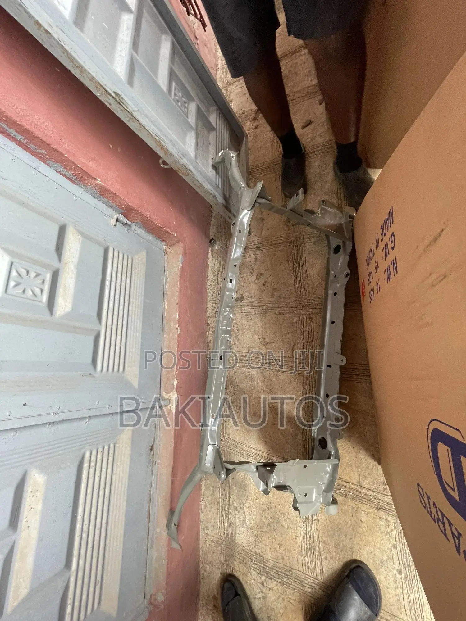 Toyota Corolla 2005 Front Radiator Support – Neat Durable”