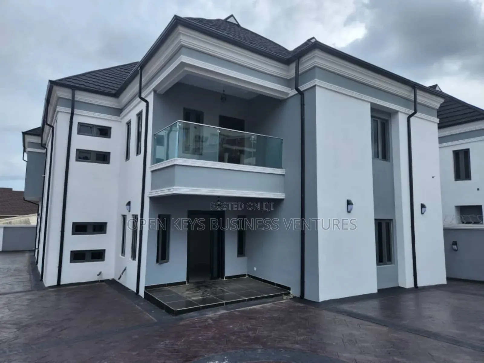 Furnished 5bdrm Duplex in Larry Estate Oluyole for sale