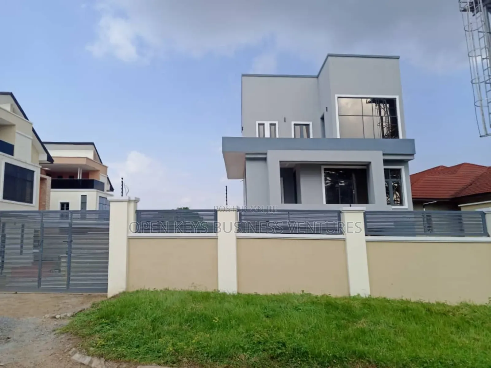 Furnished 5bdrm Duplex in Golf Club Onireke, Oluyole Estate for sale