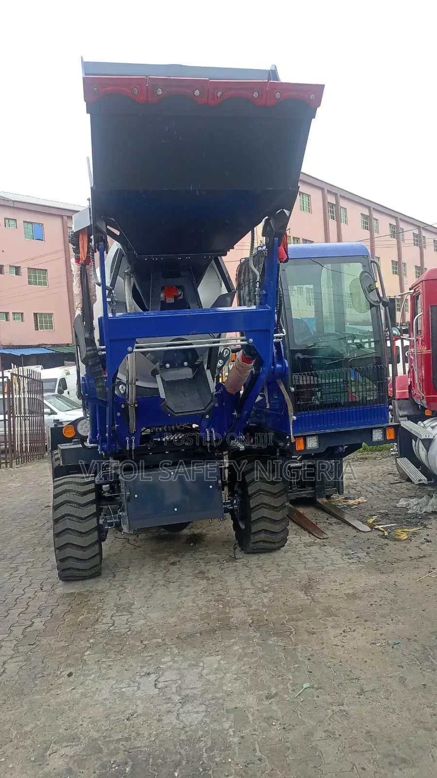 Oceanic 3.5 Cubic Mobile Selfload Concrete Mixer Truck