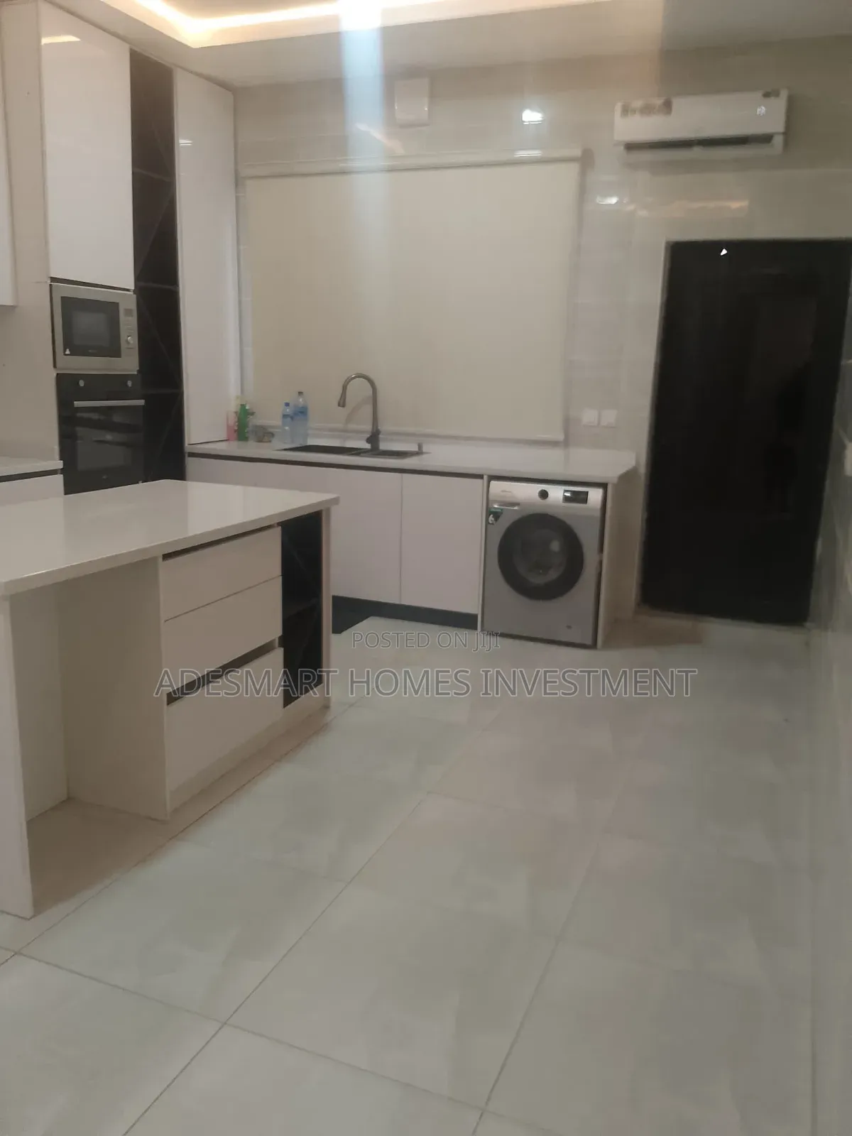 Furnished 4bdrm Penthouse in Victoria Island for rent