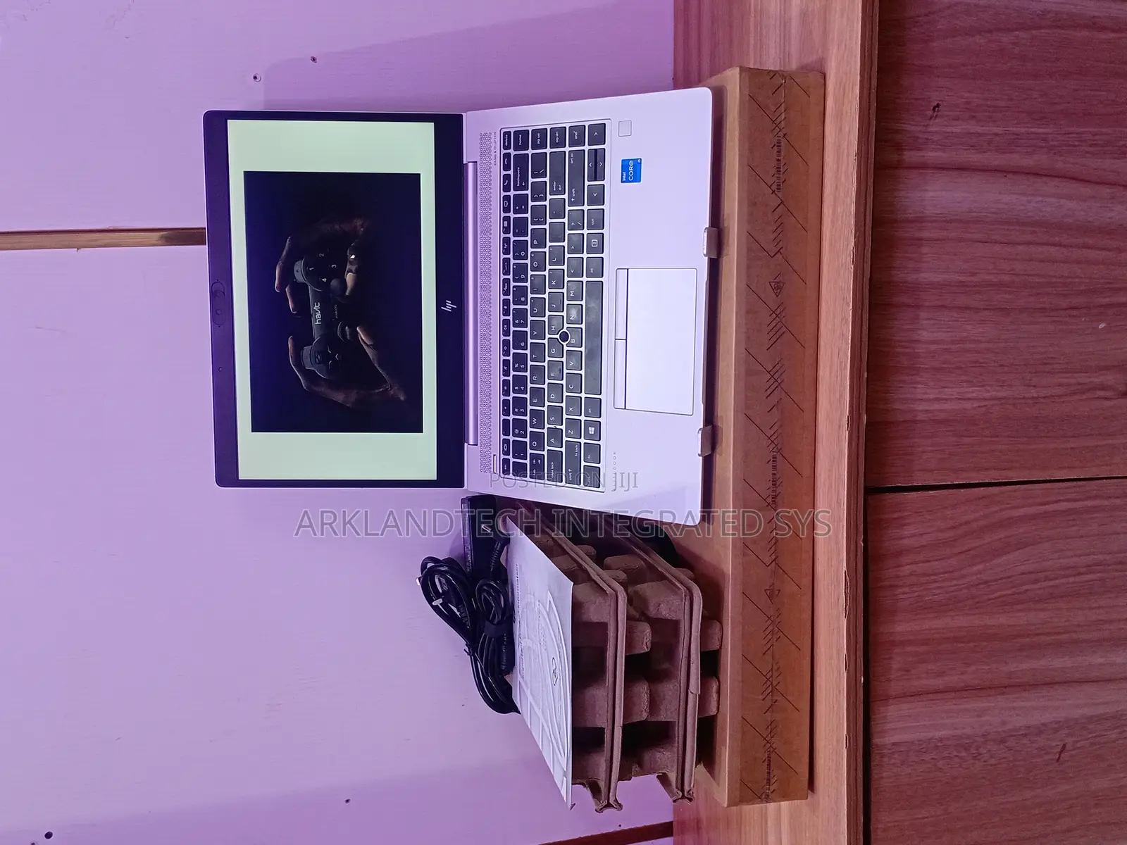 New Laptop HP EliteBook 8730W 8GB Intel Core I5 SSD 256GB