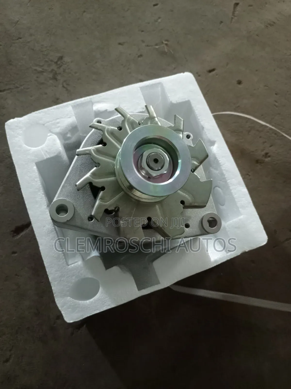 High Quality Certified Complete New Alternator Sinotruck Howo 371.