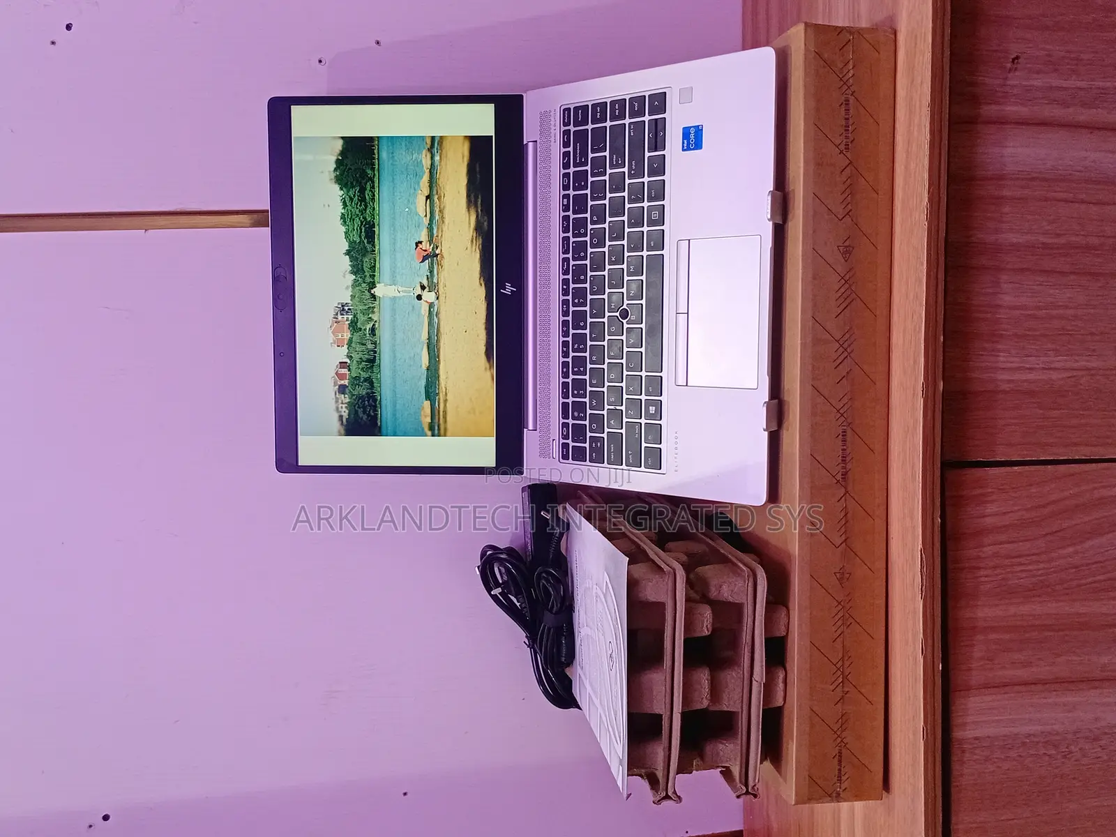 New Laptop HP EliteBook 8730W 12GB Intel Core i5 SSD 512GB