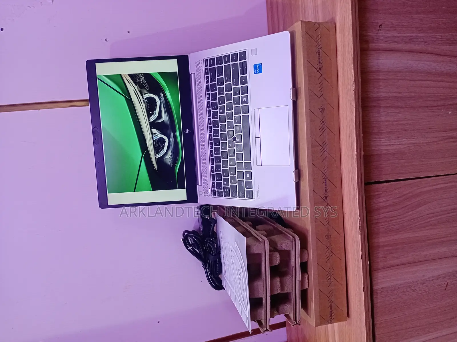 New Laptop HP EliteBook 8740W 12GB Intel Core i5 SSD 512GB