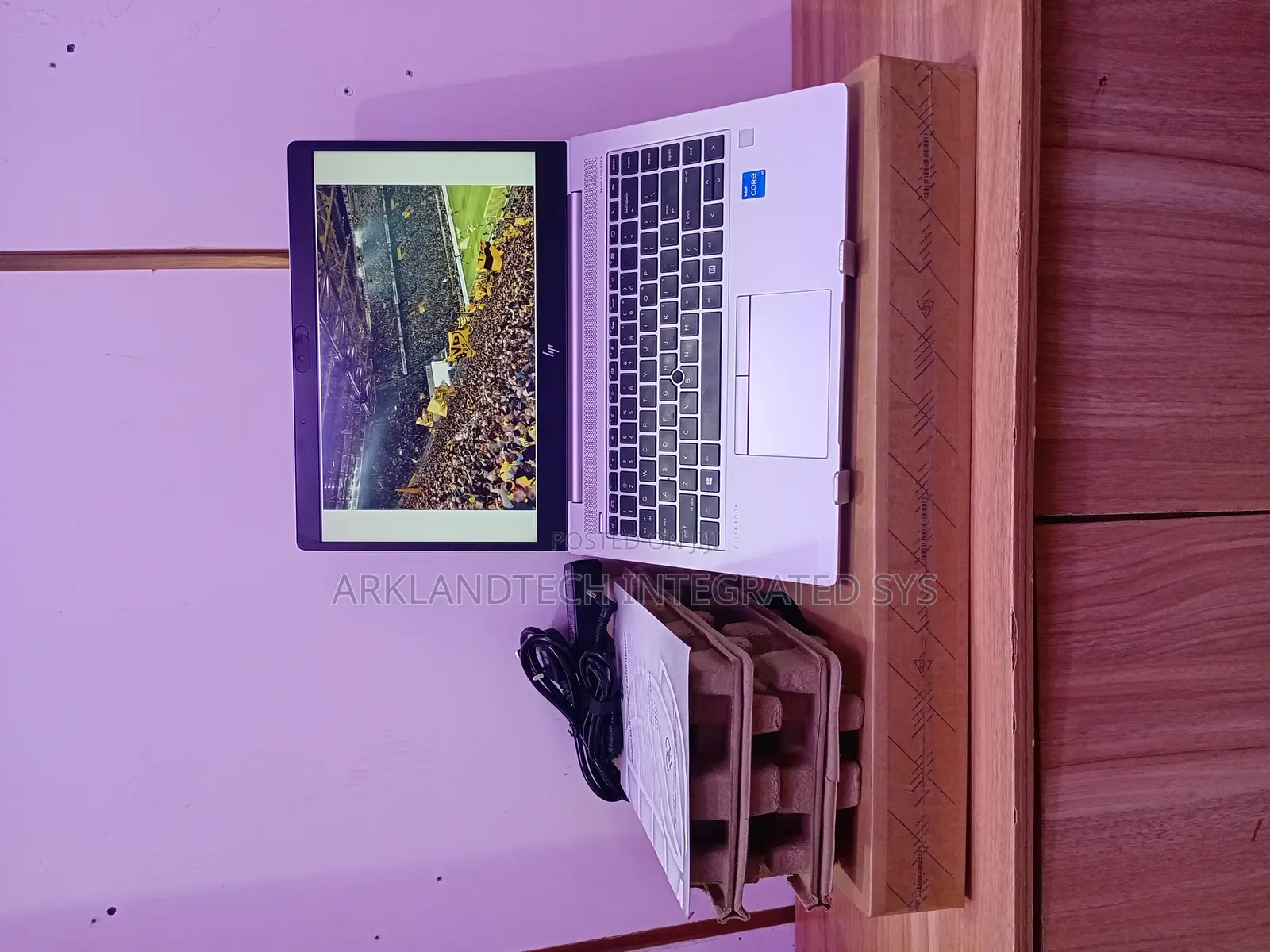 New Laptop HP EliteBook 8740W 8GB Intel Core i5 SSD 1T