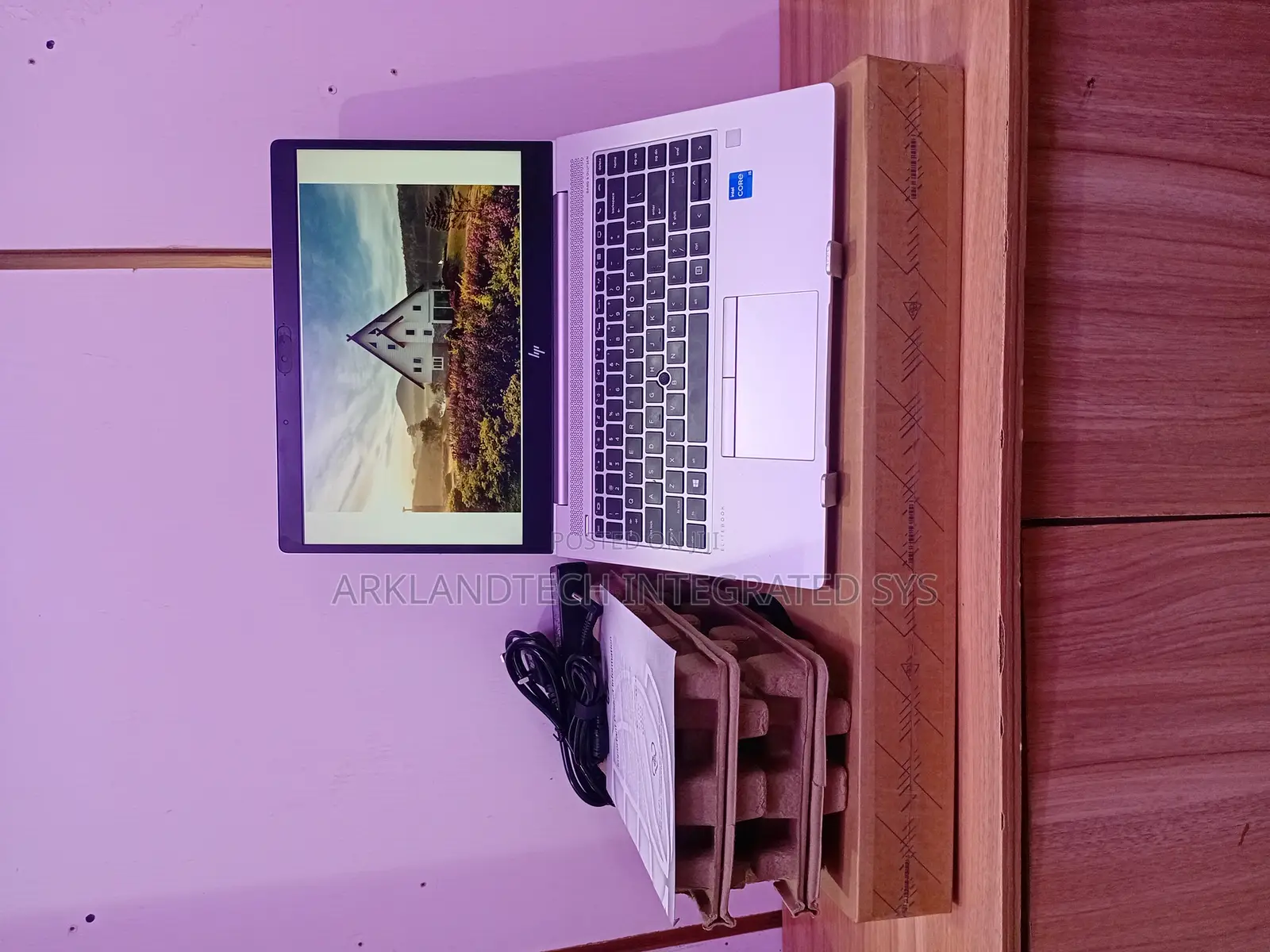 New Laptop HP EliteBook 8740W 8GB Intel Core i5 SSD 1T