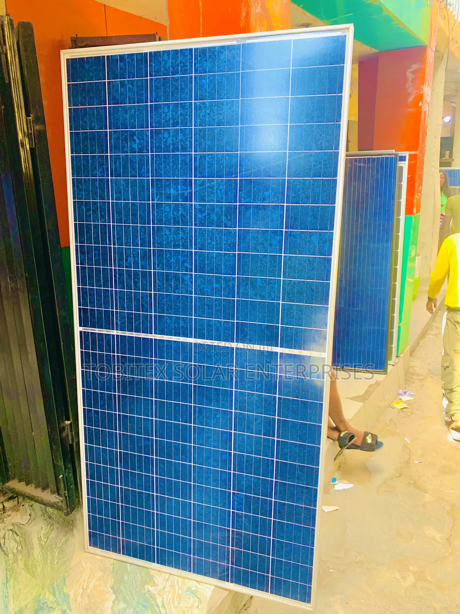 Canadian Panels 600watts Poly