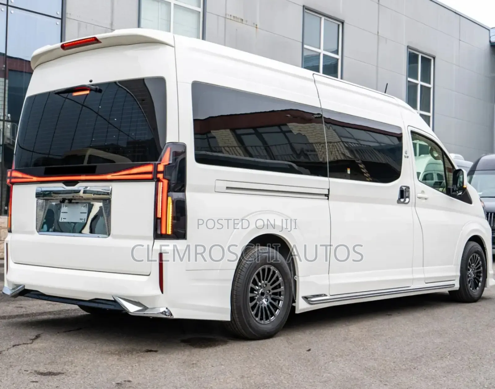 High Quality Certified Brand New Upgrade Kits Toyota Hiace 2025