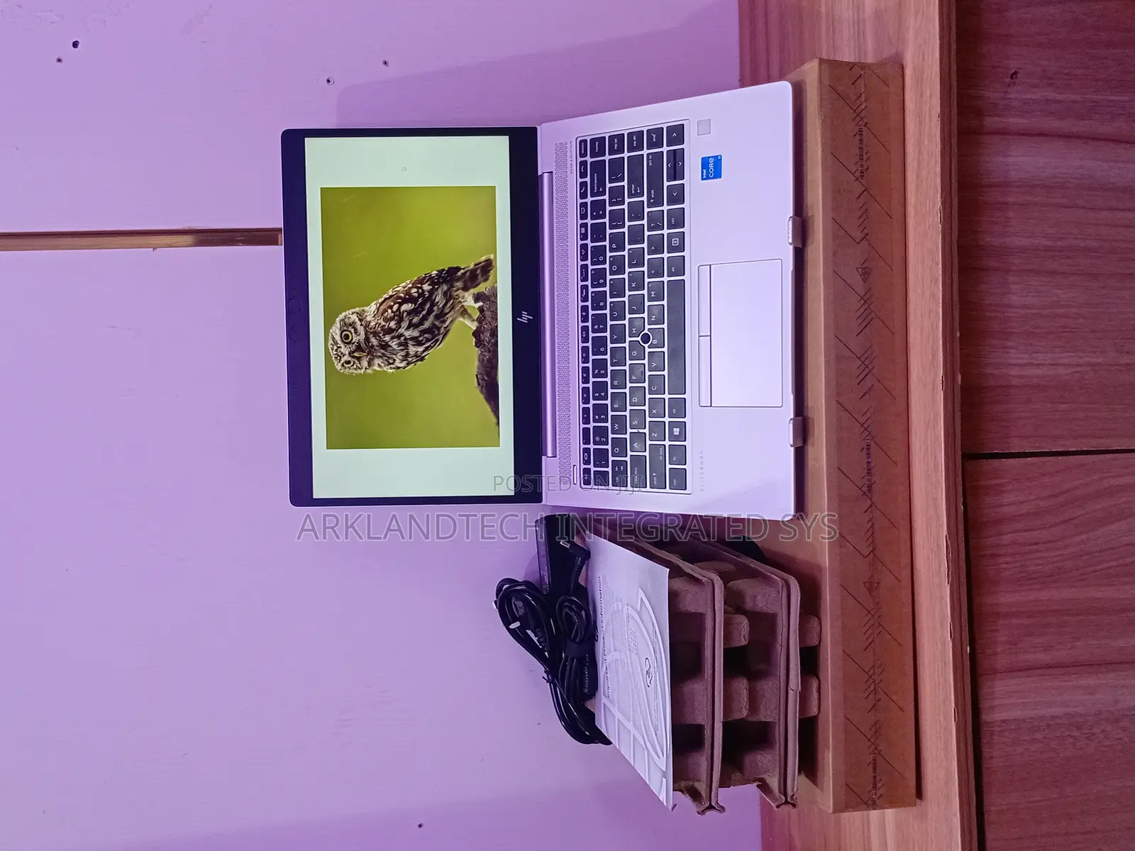 New Laptop HP EliteBook 8760W 8GB Intel Core I5 SSD 256GB