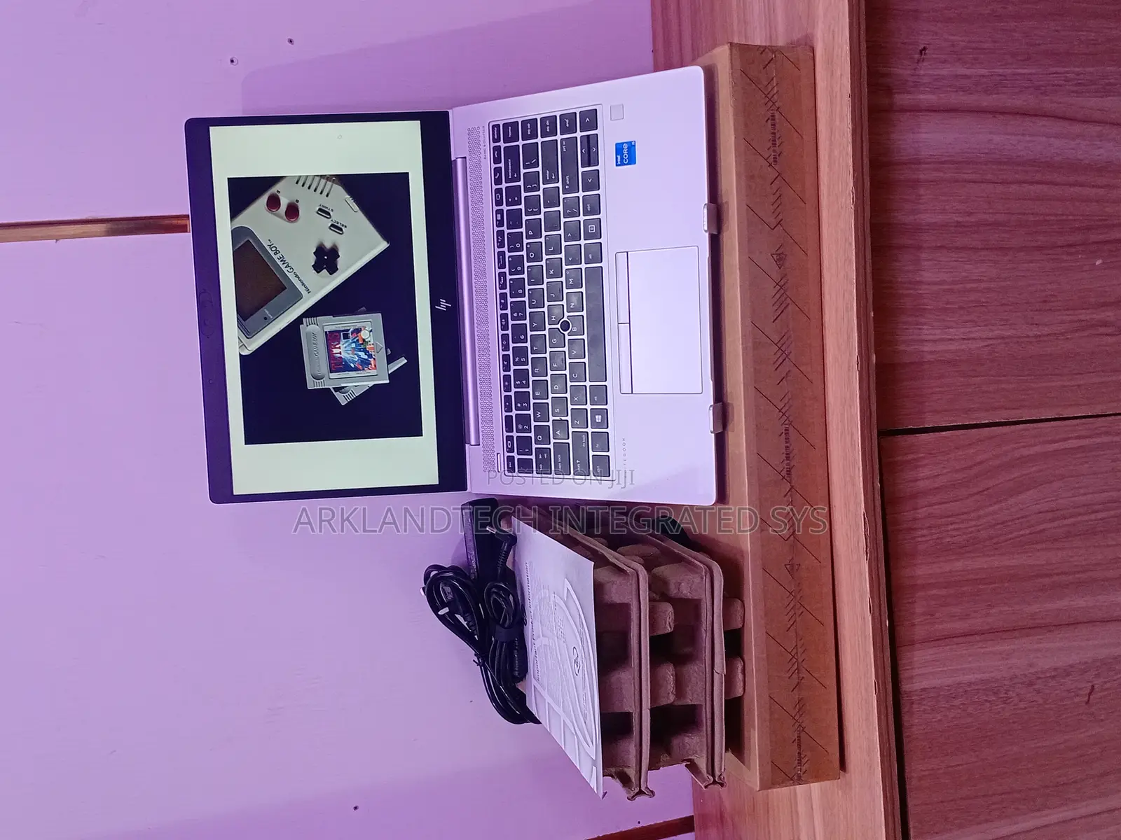 New Laptop HP EliteBook 8760W 8GB Intel Core i5 SSD 512GB