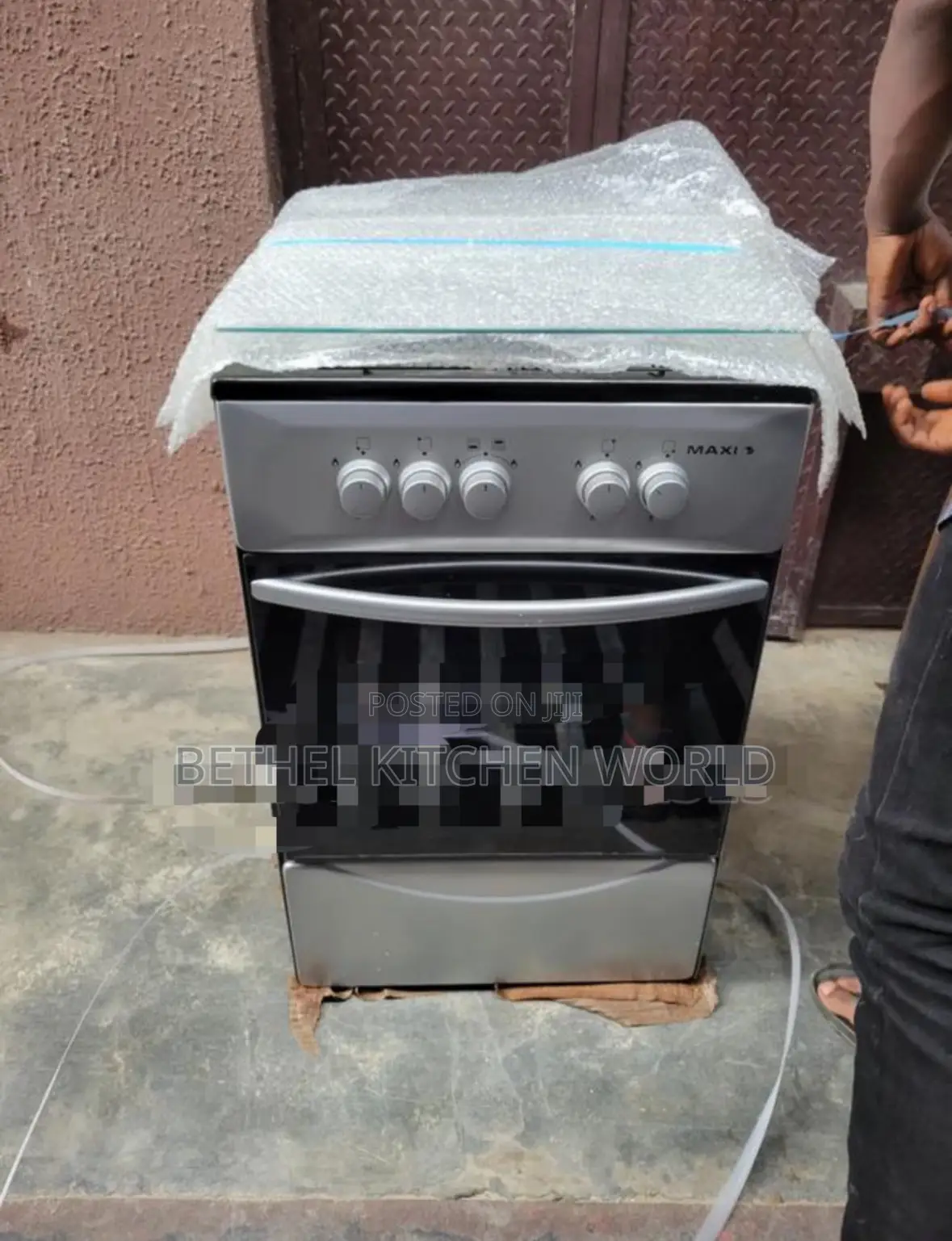 4 Burner Gas Cooker With Oven