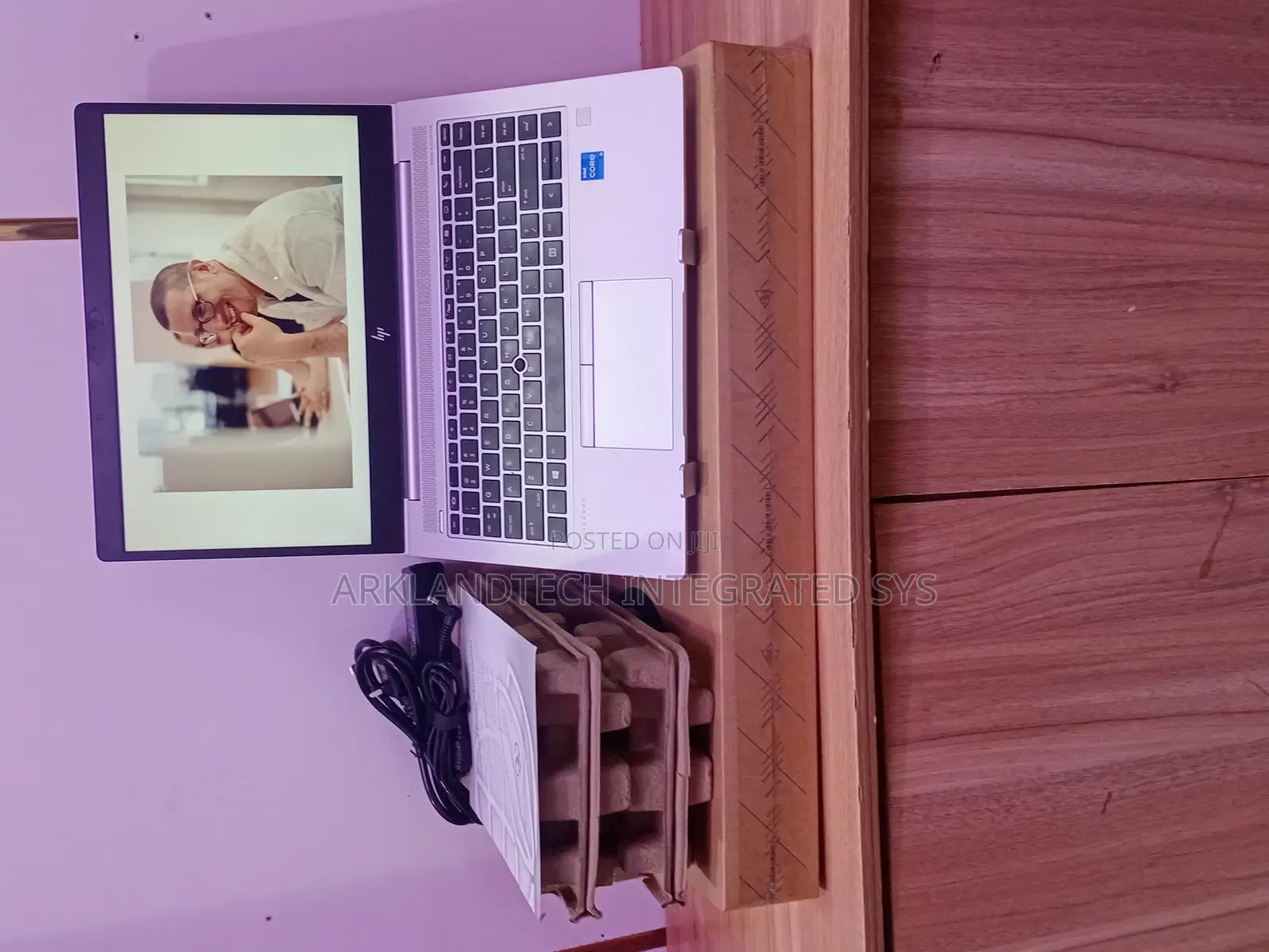 New Laptop HP EliteBook 8760W 16GB Intel Core i5 SSD 512GB