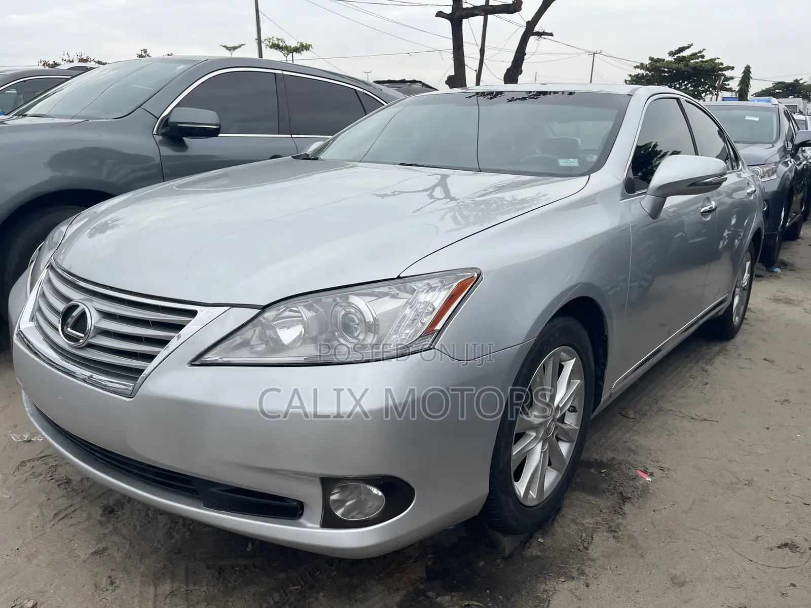 Lexus ES 2012 Silver