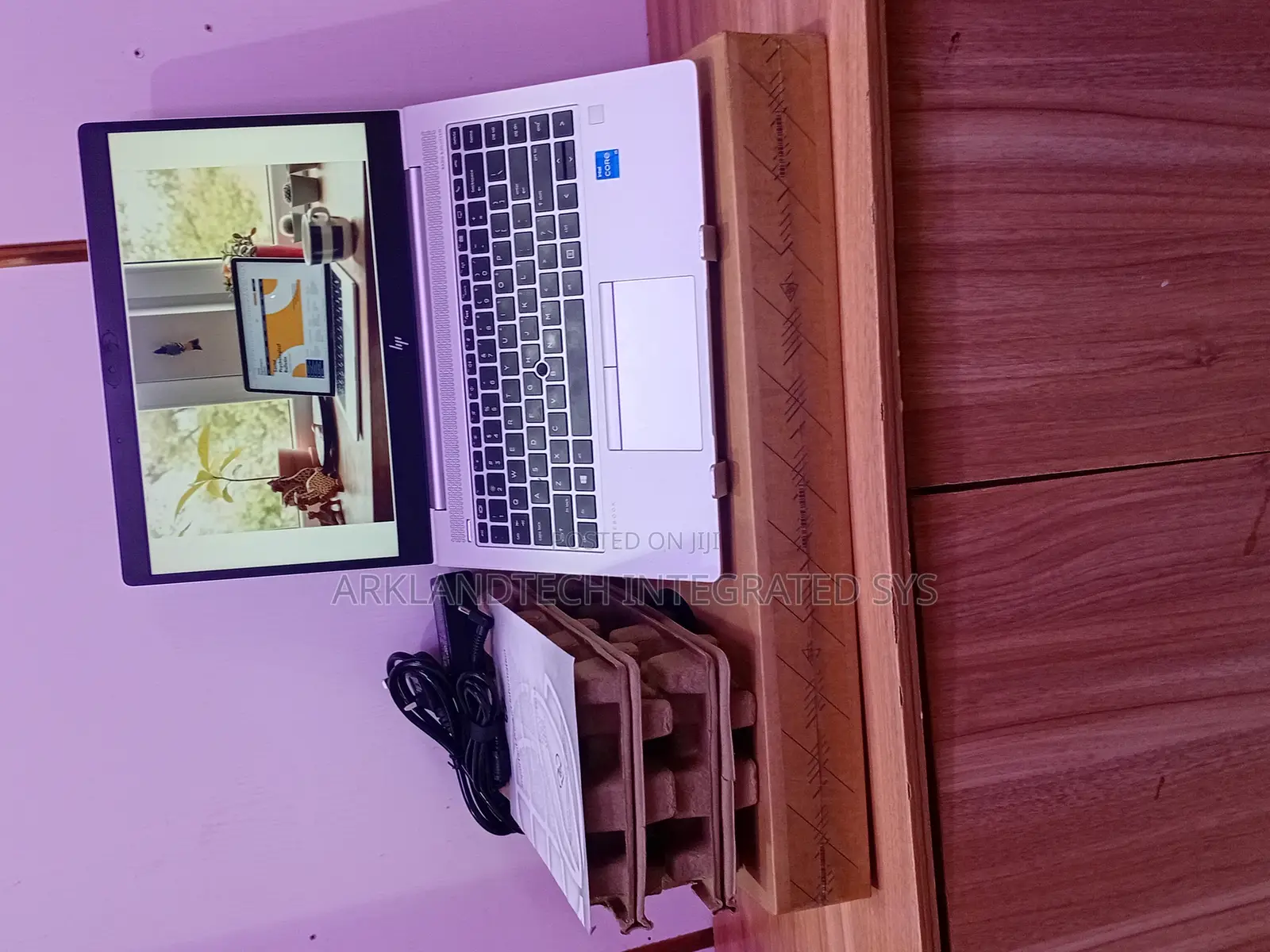 New Laptop HP EliteBook 8760W 16GB Intel Core i5 SSD 1T
