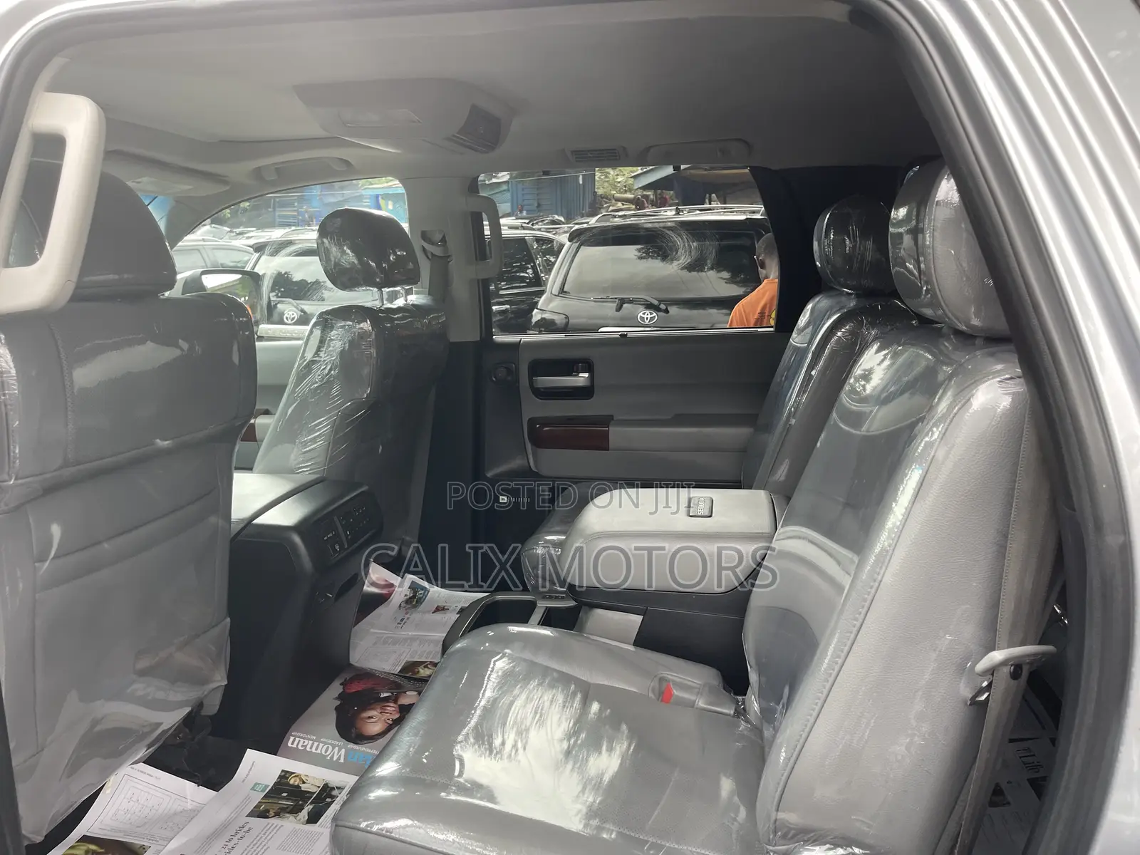 Toyota Sequoia 2015 Silver