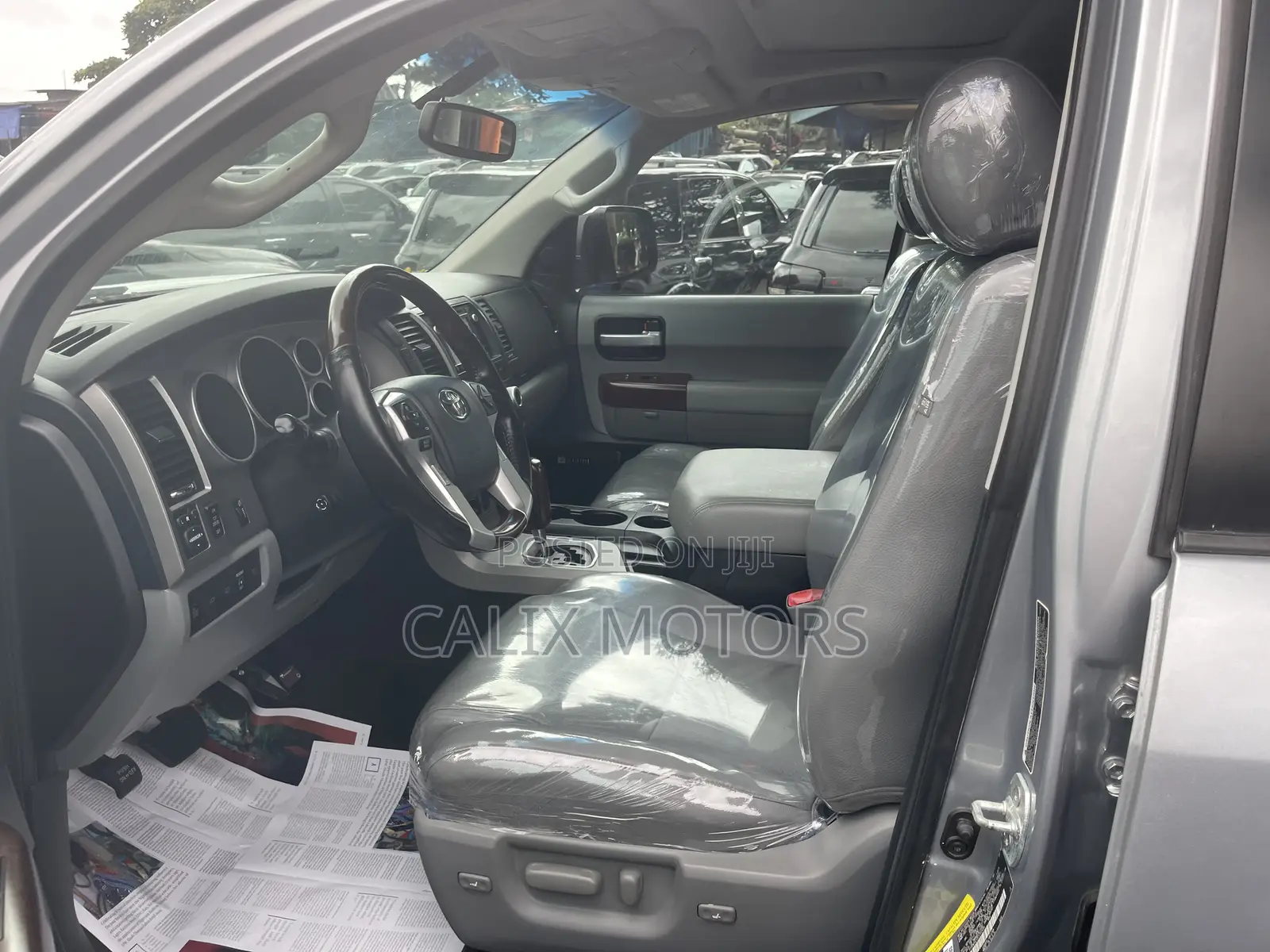 Toyota Sequoia 2015 Silver
