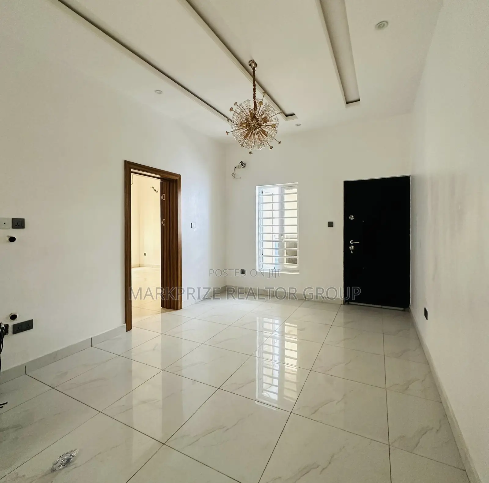 5bdrm Duplex in Magodo Phase 2 Lagos for sale