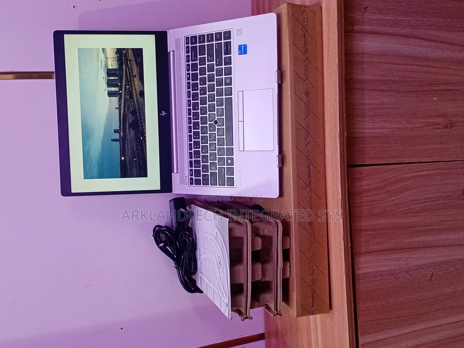 New Laptop HP EliteBook 8770W 32GB Intel Core i5 SSD 512GB