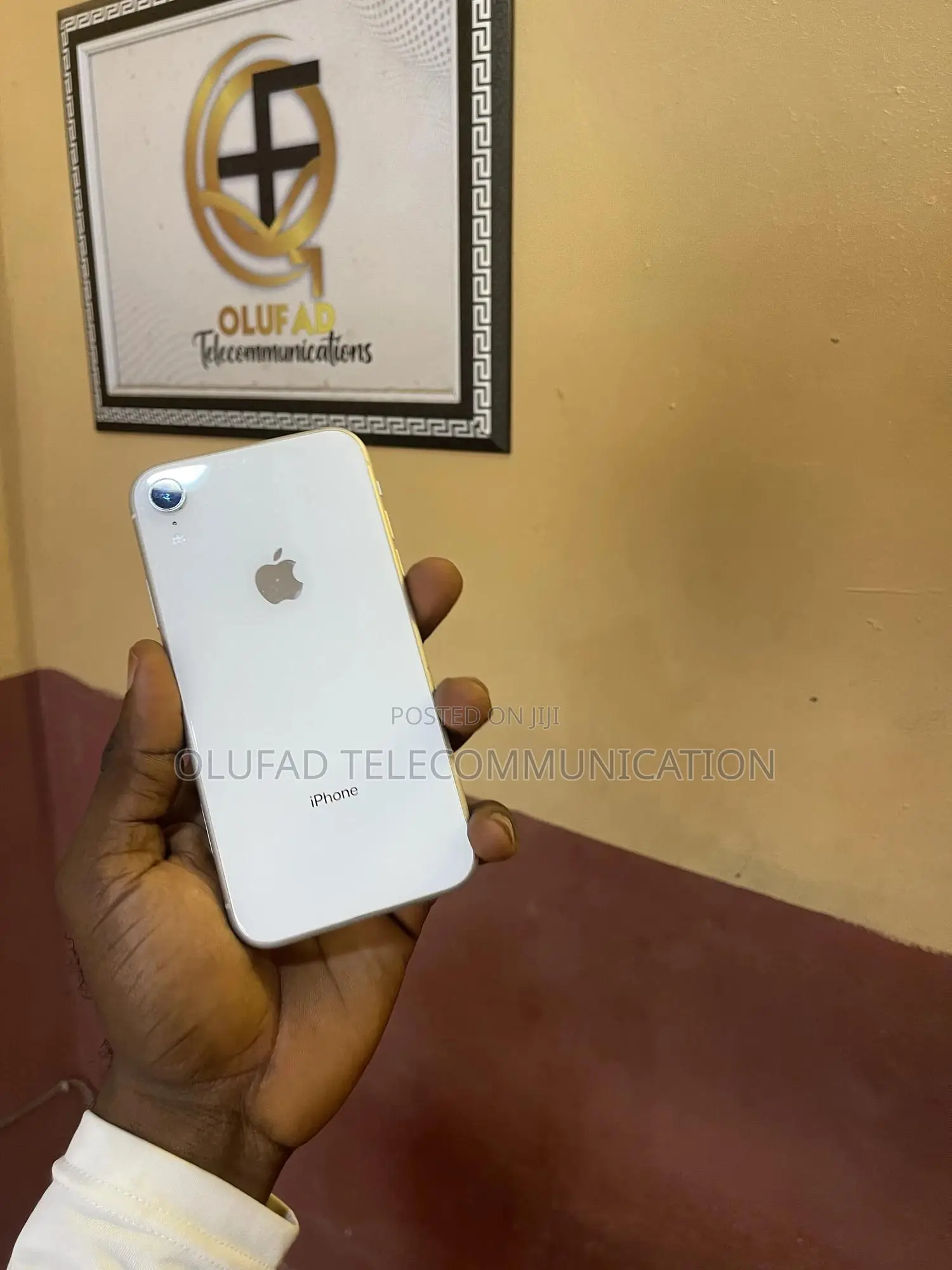 Apple iPhone XR 64 GB White