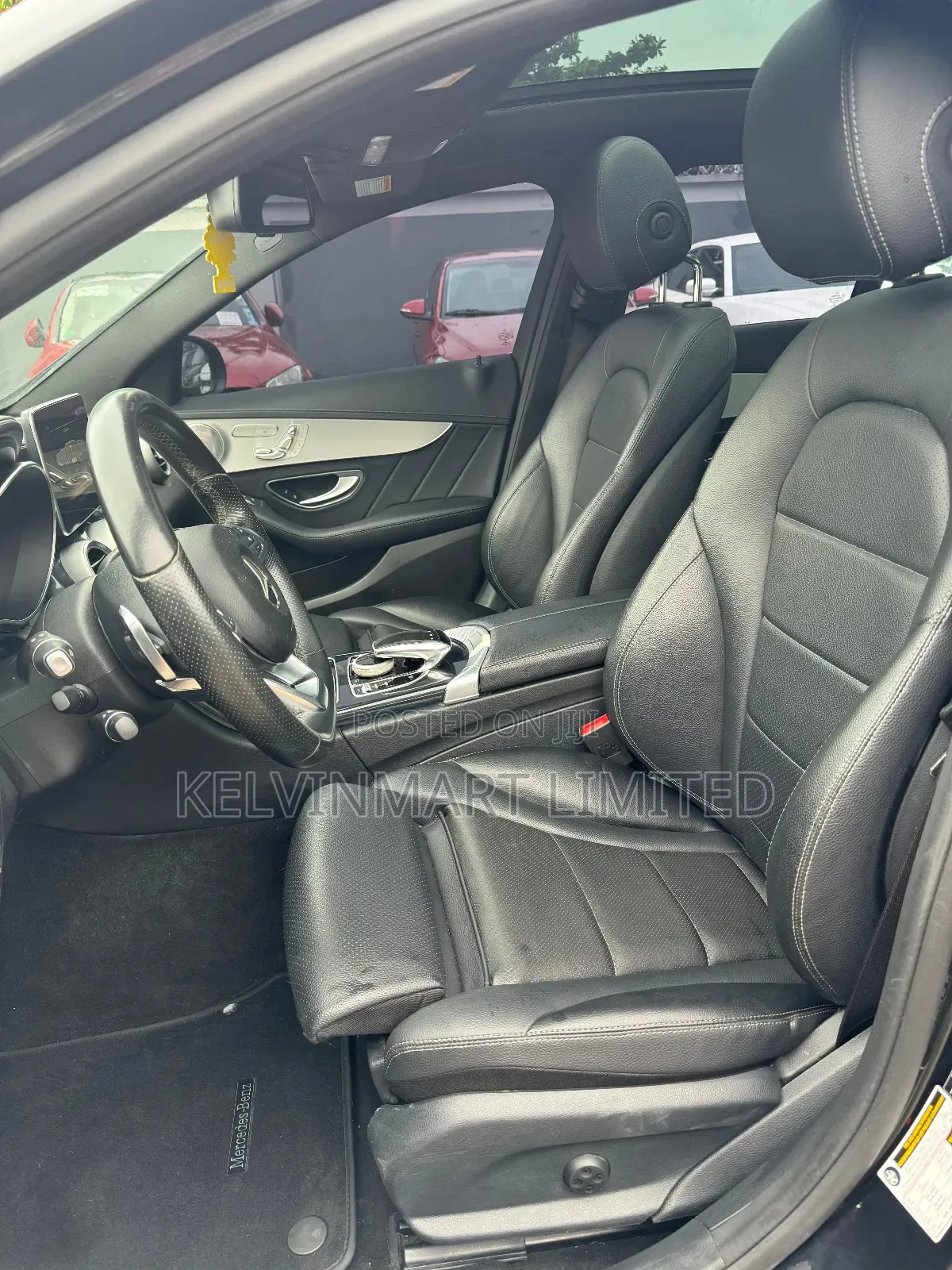 Mercedes-Benz C400 4Matic AWD Sedan (3.0L V6 7A) 2015 Black