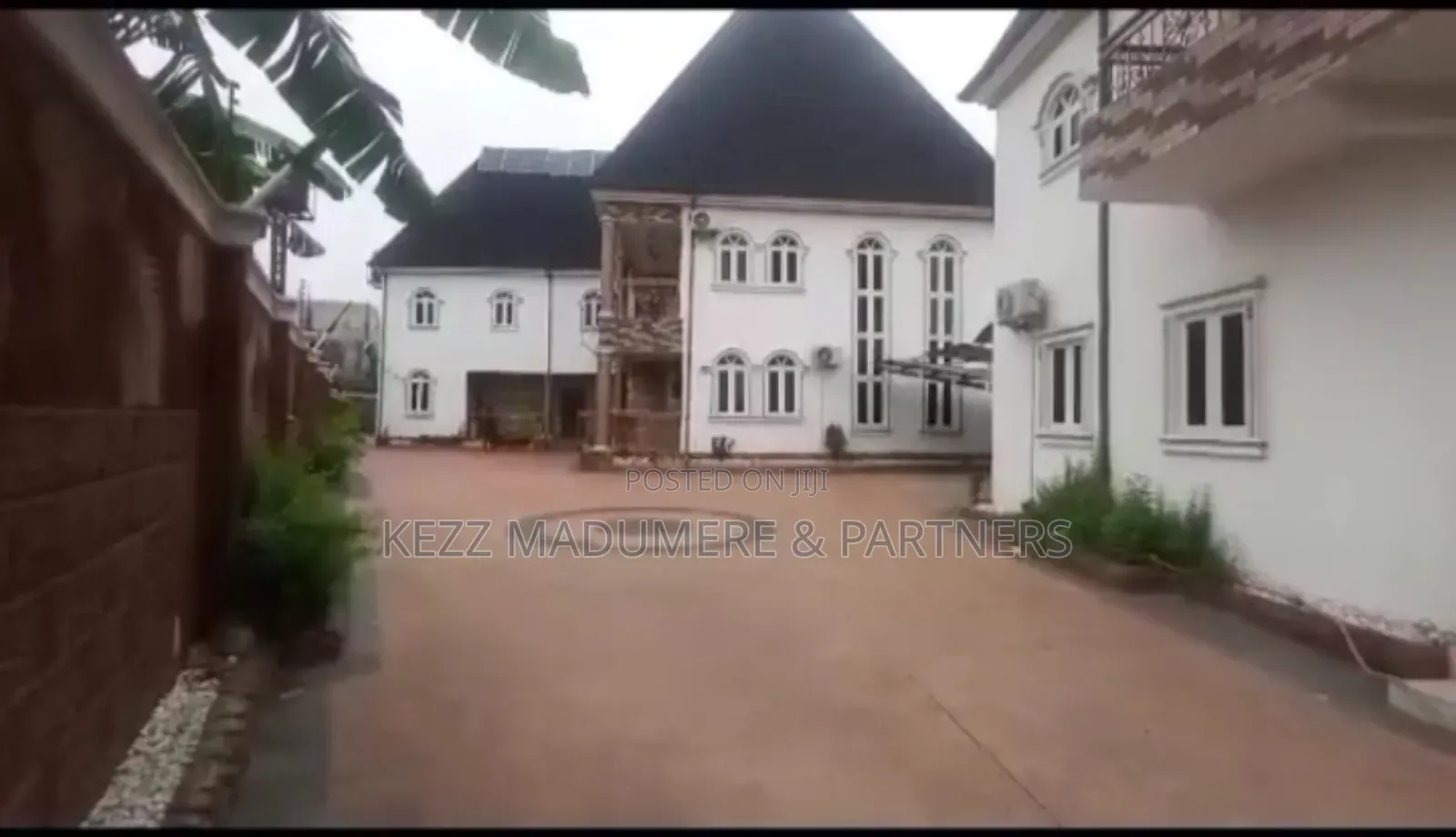 Furnished 5bdrm Duplex in Secured And Gated for sale