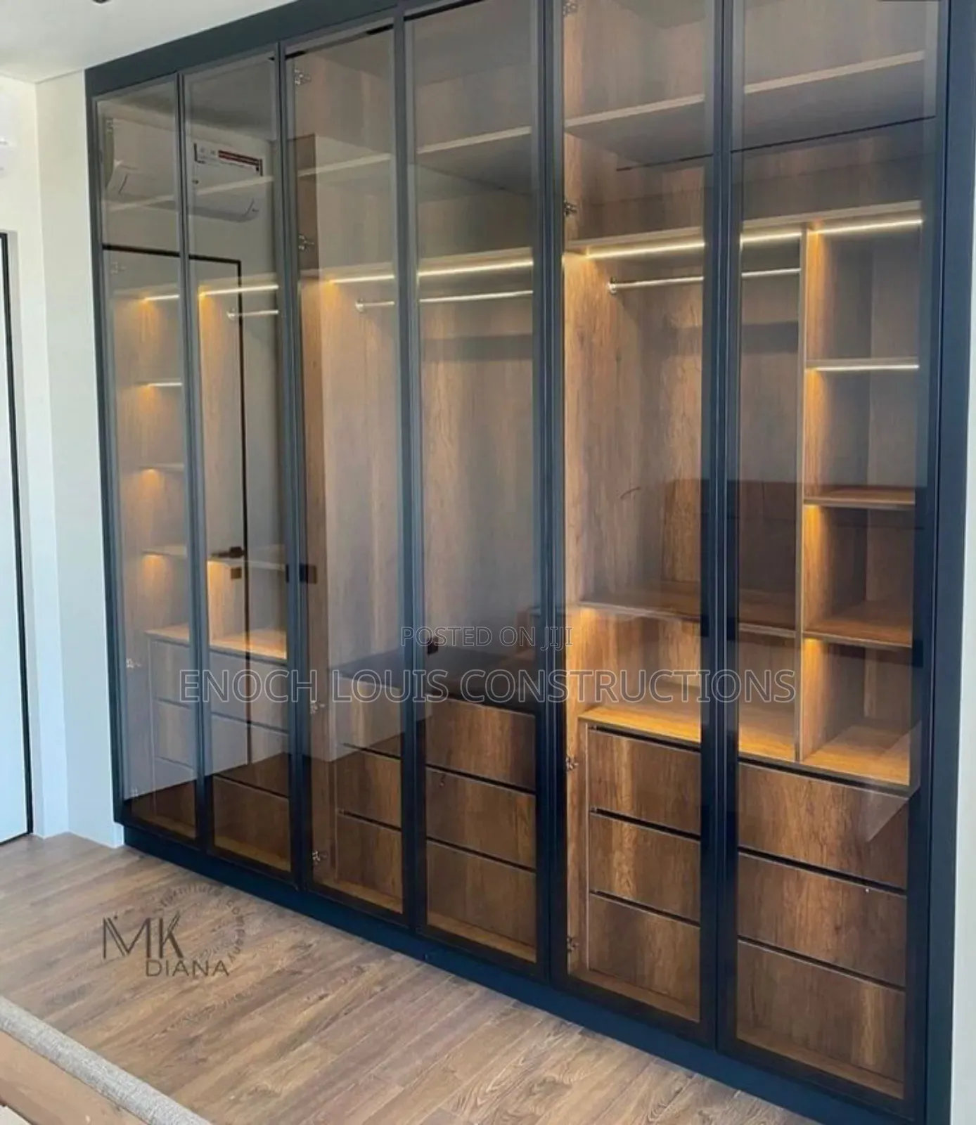 Glass Door Luxury Wardrobes