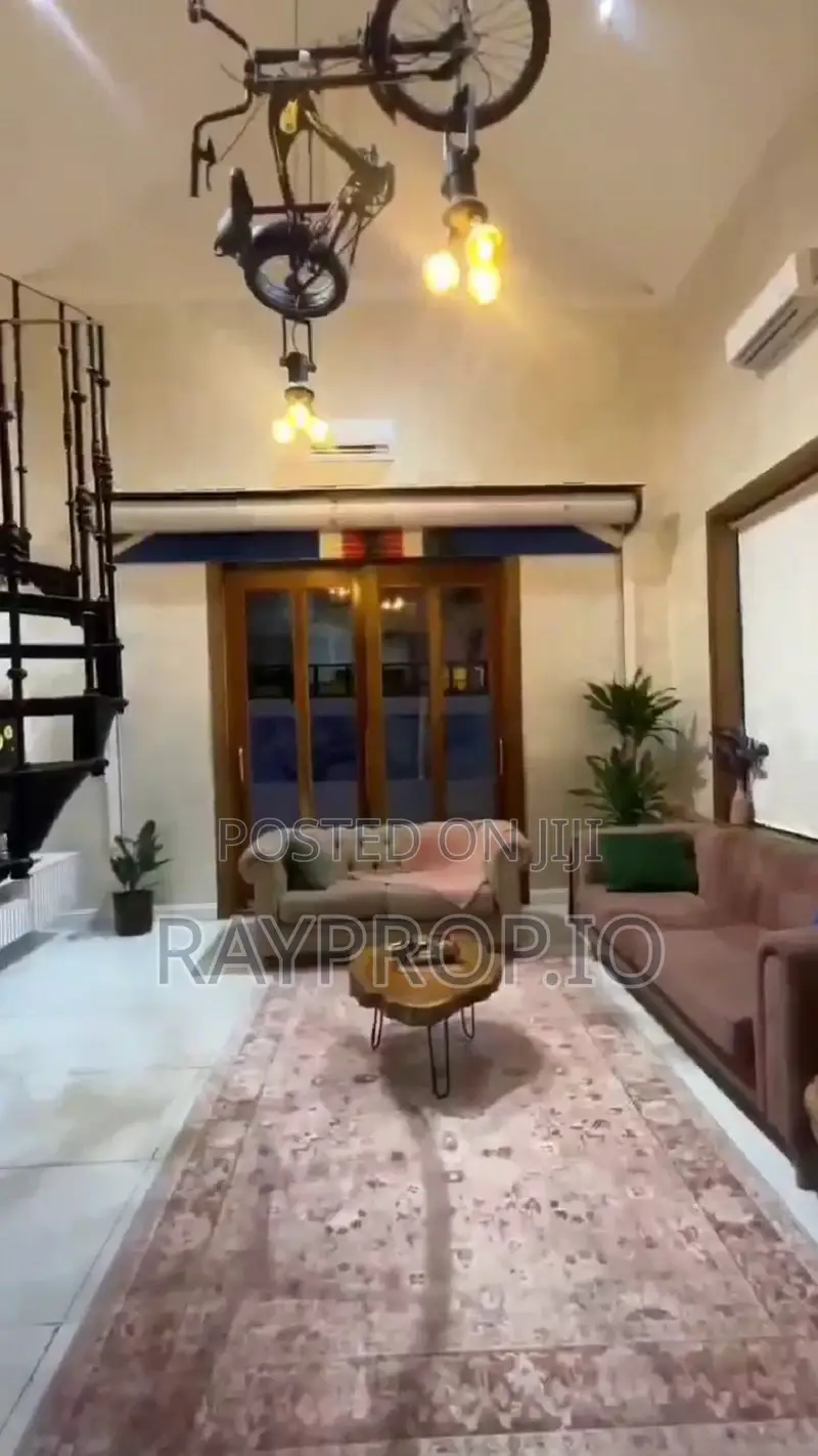 443807bx - 2 Bedroom Shortlet in Lekki Phase 1