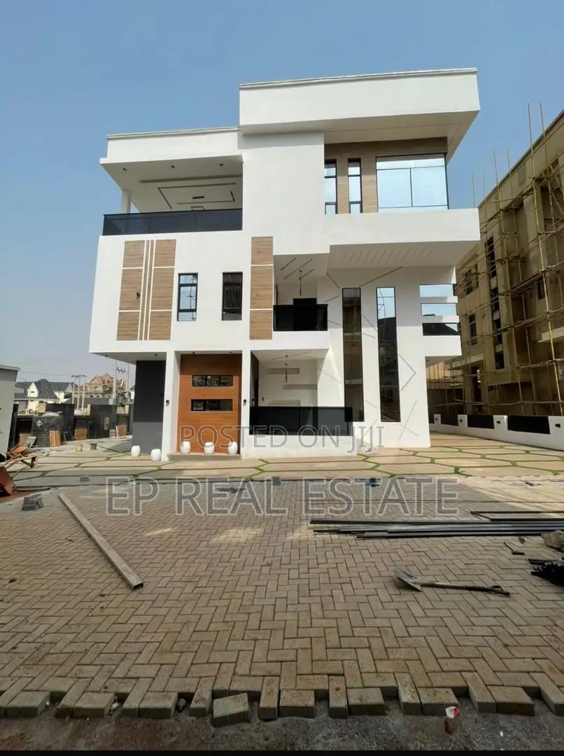 6bdrm House in Asokoro for sale