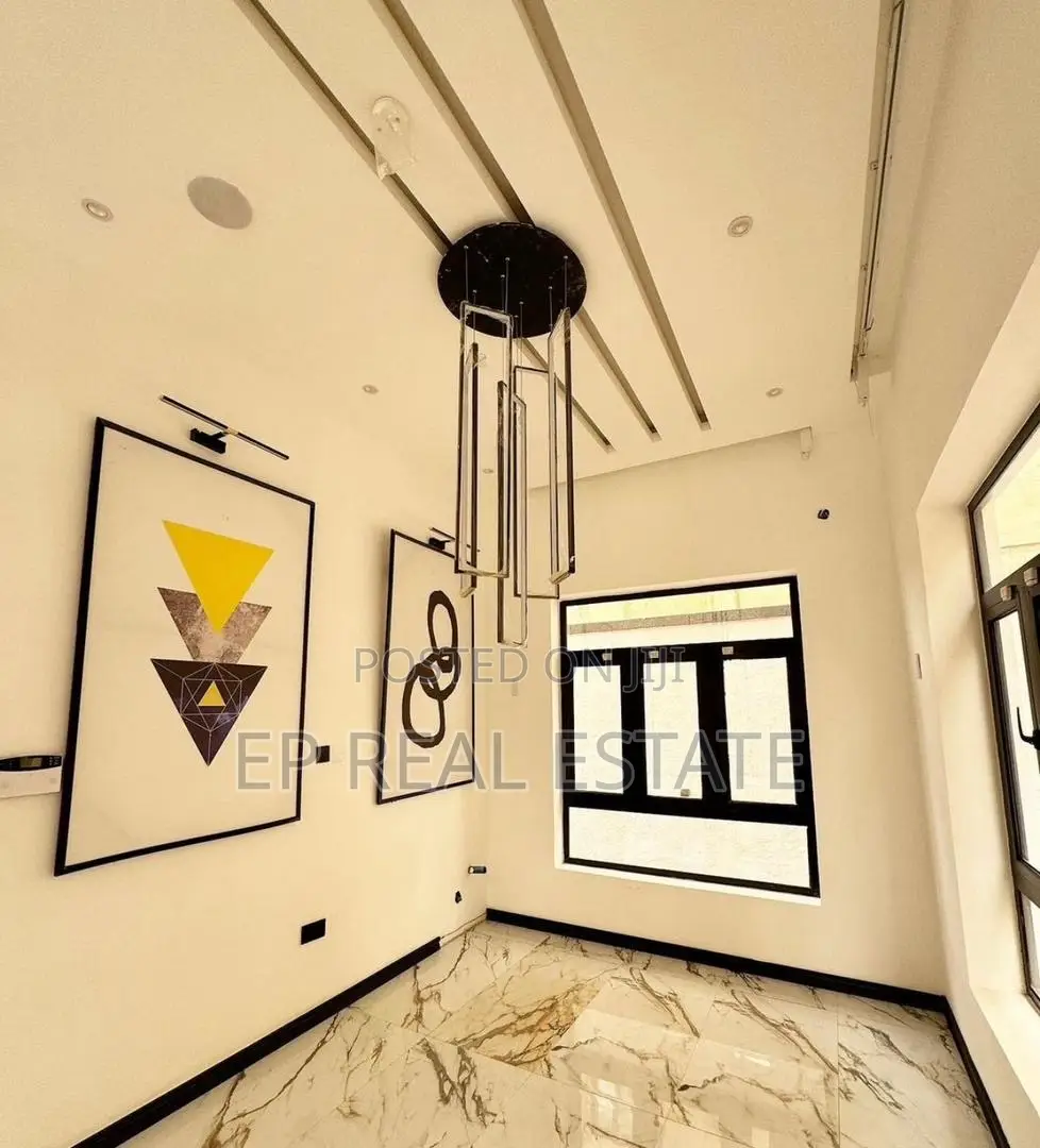 6bdrm House in Asokoro for sale