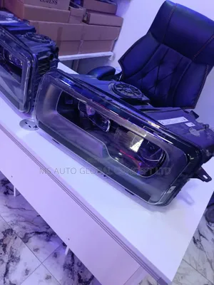 Rolls Royce Cullinan Headlights