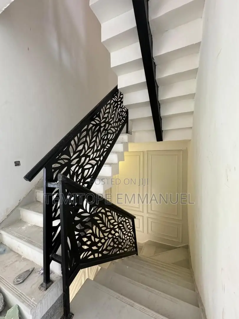 Furnished 5bdrm Duplex in Ikoyi, Lagos for sale