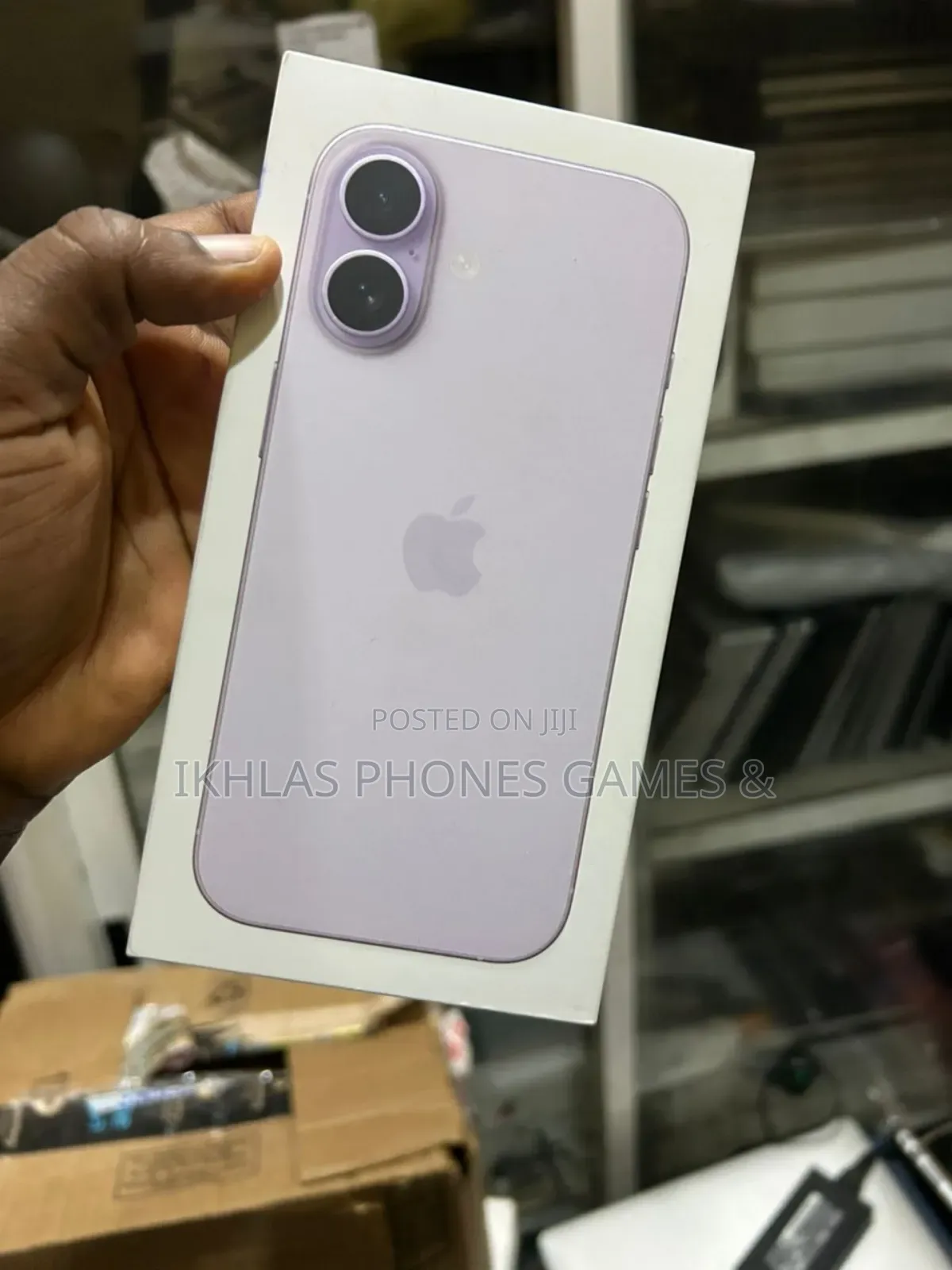 New Apple iPhone 17 256 GB