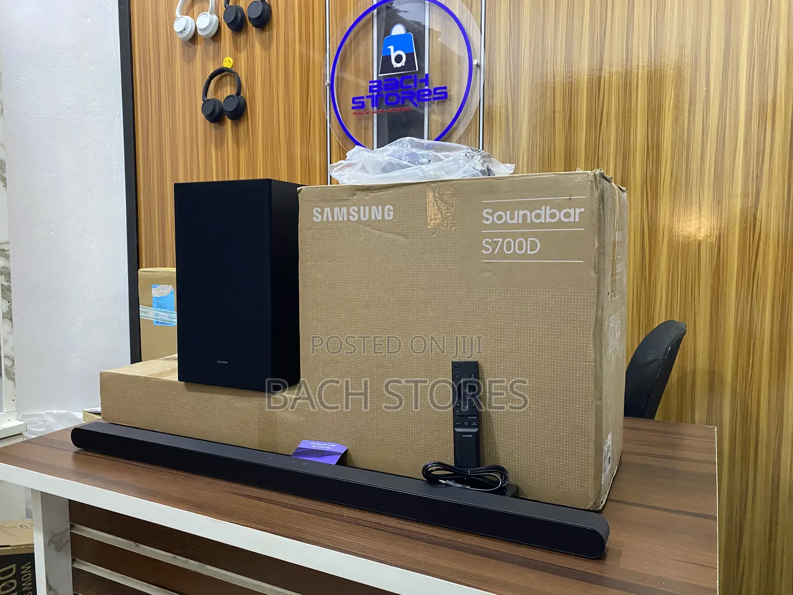 Brand New Samsung Hw-S700d Wireless Dolby Atmos Soundbar With Alexa 24