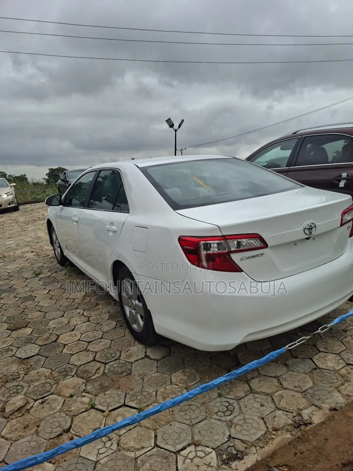 Toyota Camry LE 4dr Sedan (2.5L 4cyl 6A) 2012 White