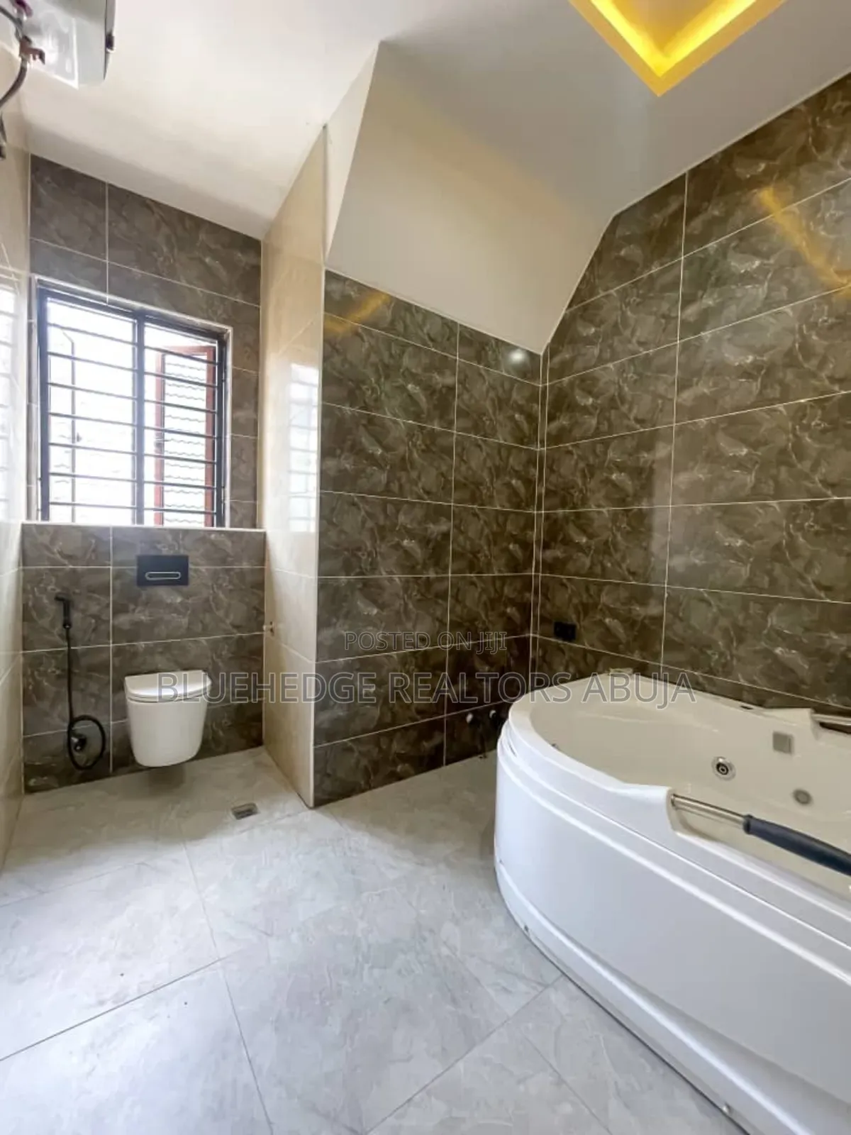7bdrm Duplex in Efab Metropolis, Gwarinpa for sale