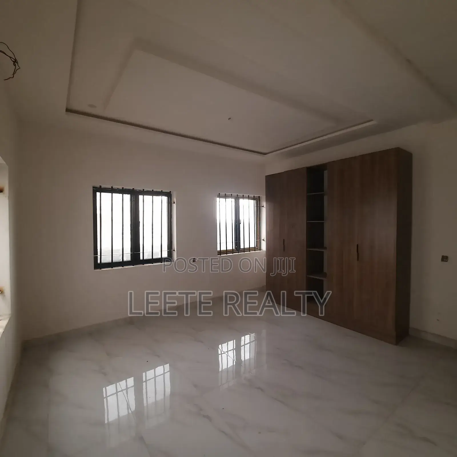 6bdrm Duplex in Asokoro for sale