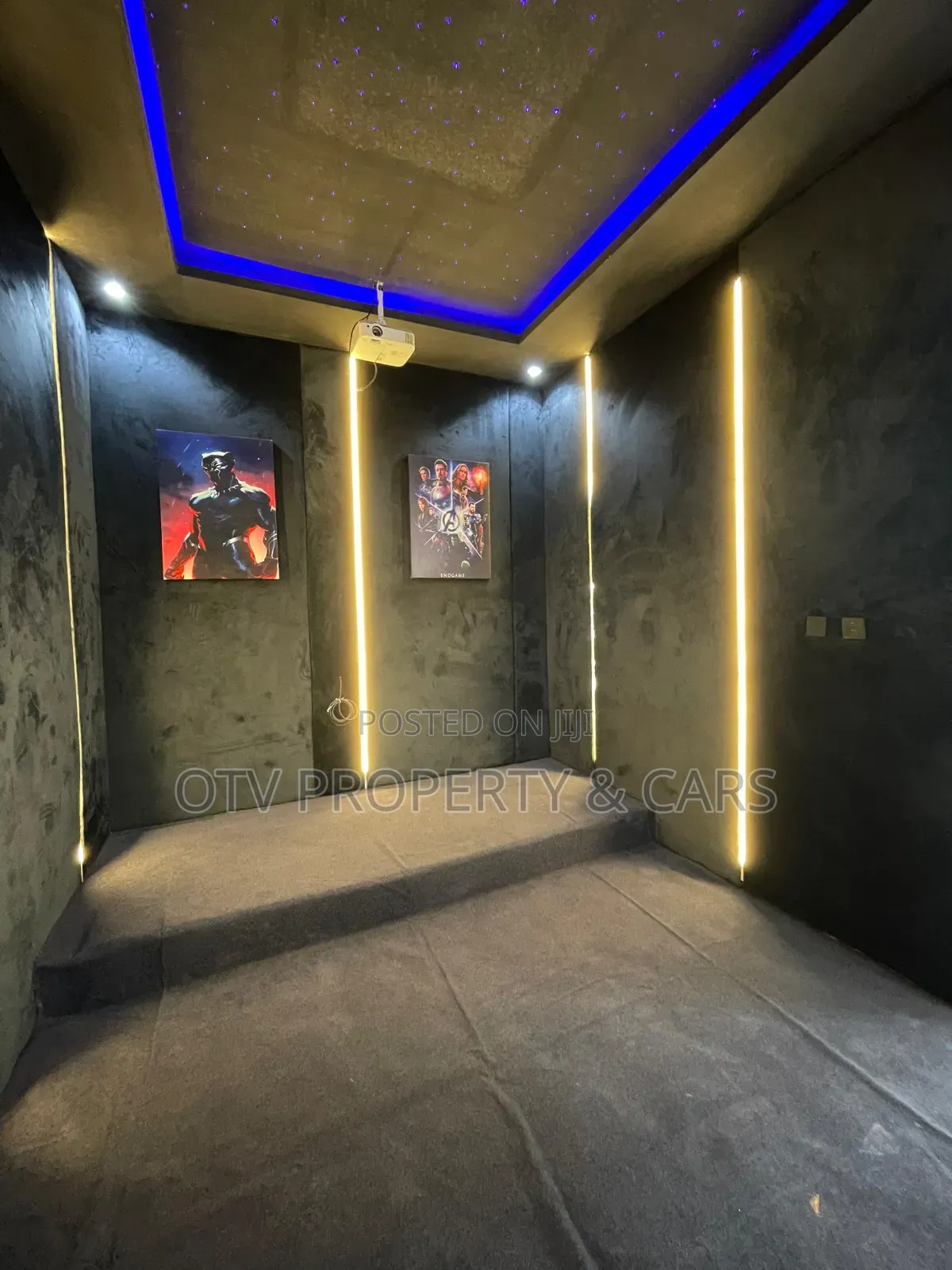 Furnished 5bdrm Duplex in Chevron for sale
