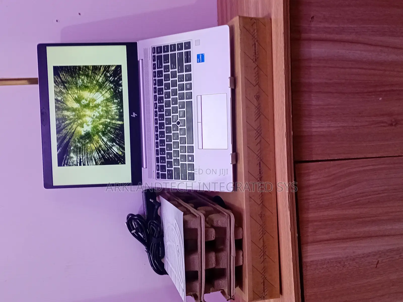 New Laptop HP EliteBook 850 G3 16GB Intel Core i5 SSD 256GB
