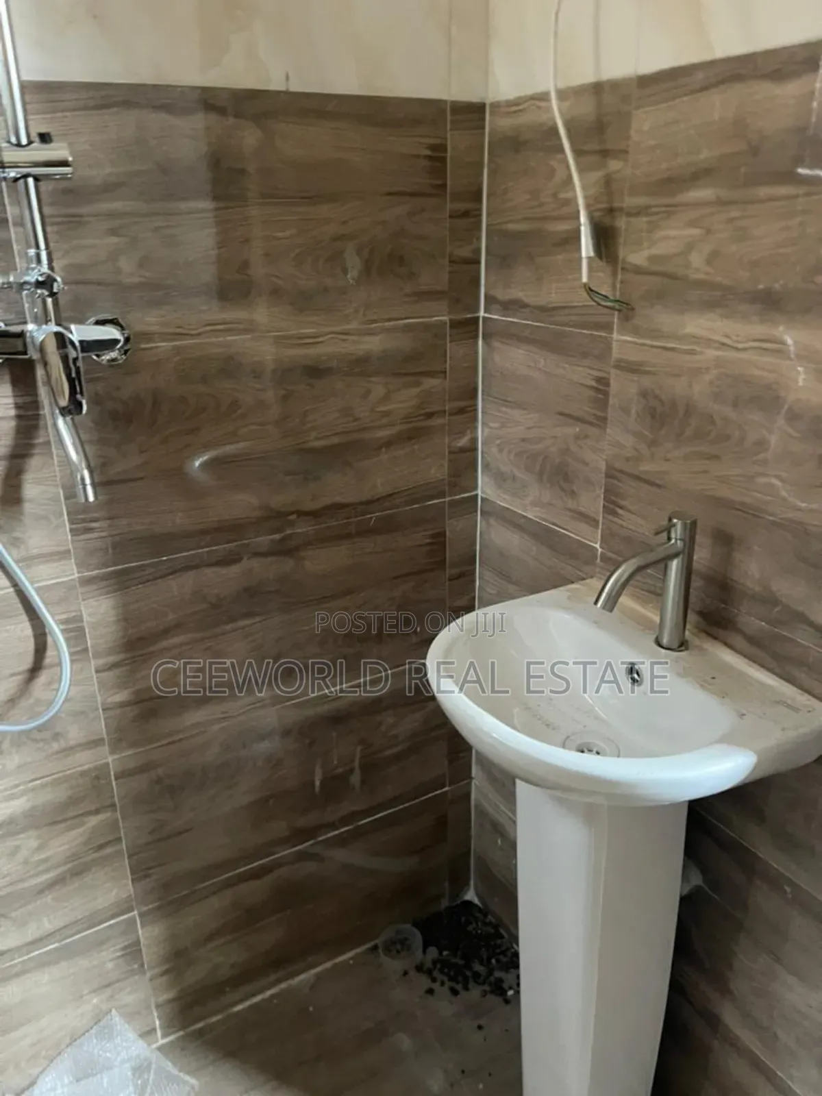 2bdrm Apartment in New Bodija Estate for rent