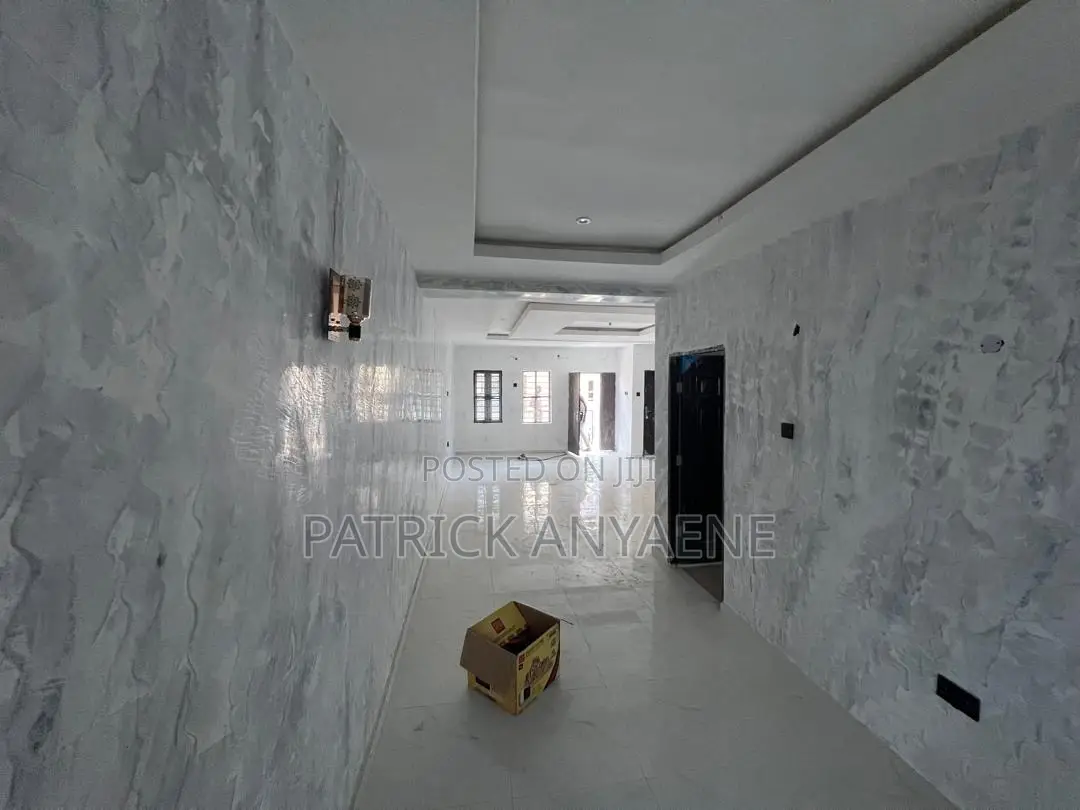 3bdrm Block of Flats in Light Gold, Durumi for sale