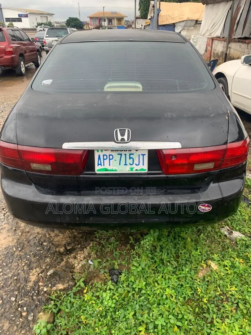 Honda Accord 2005 Black