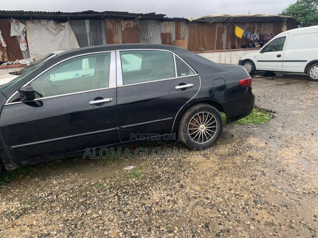 Honda Accord 2005 Black
